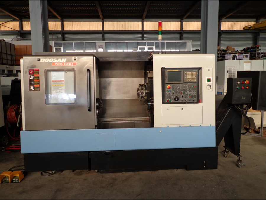 TOUR CN DOOSAN PUMA 2500 LY