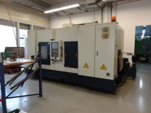 CENTRE D'USINAGE HORIZONTAL SPINNER EH86S