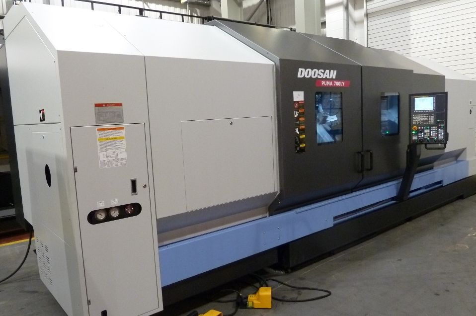 TOUR COMMANDE NUMERIQUE DOOSAN PUMA 700 LY